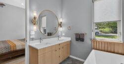 10600 Chateau Lane, Parkville, MO 64152