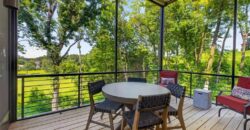 10600 Chateau Lane, Parkville, MO 64152