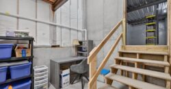 10600 Chateau Lane, Parkville, MO 64152