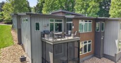 10600 Chateau Lane, Parkville, MO 64152