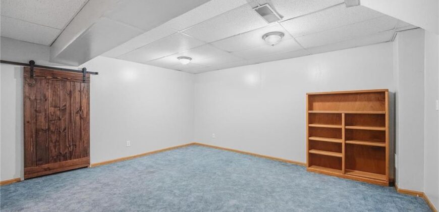 8623 N Sheldon Avenue, Kansas City, MO 64153