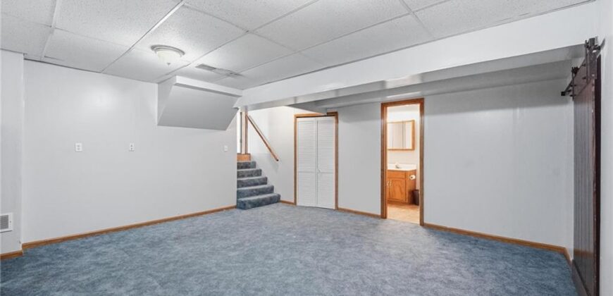 8623 N Sheldon Avenue, Kansas City, MO 64153