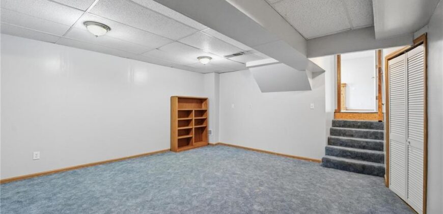 8623 N Sheldon Avenue, Kansas City, MO 64153