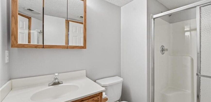 8623 N Sheldon Avenue, Kansas City, MO 64153