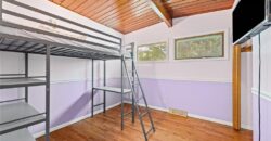 6104 N Garfield Avenue, Gladstone, MO 64118