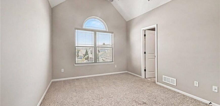 10318 N Fisk Avenue, Kansas City, MO 64154