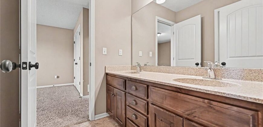 10318 N Fisk Avenue, Kansas City, MO 64154