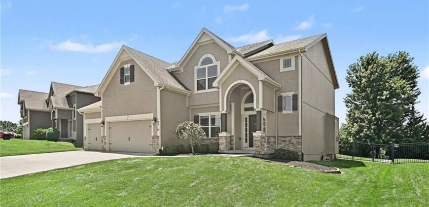 10318 N Fisk Avenue, Kansas City, MO 64154