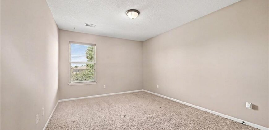 10318 N Fisk Avenue, Kansas City, MO 64154