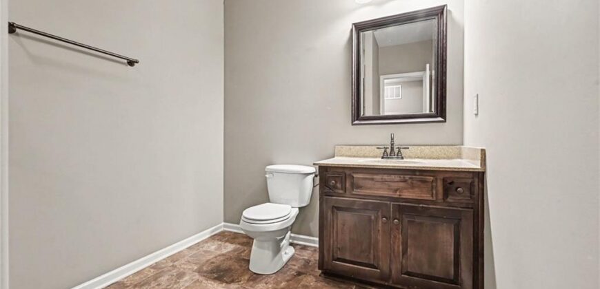 10318 N Fisk Avenue, Kansas City, MO 64154