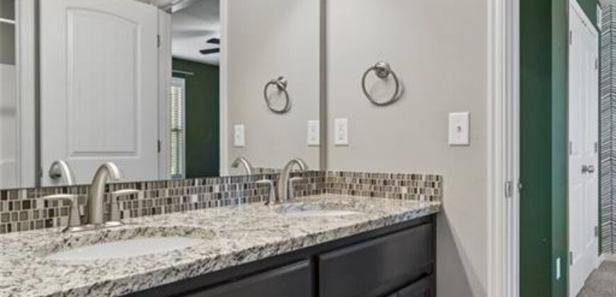 6717 NW 104th Terrace, Kansas City, MO 64154