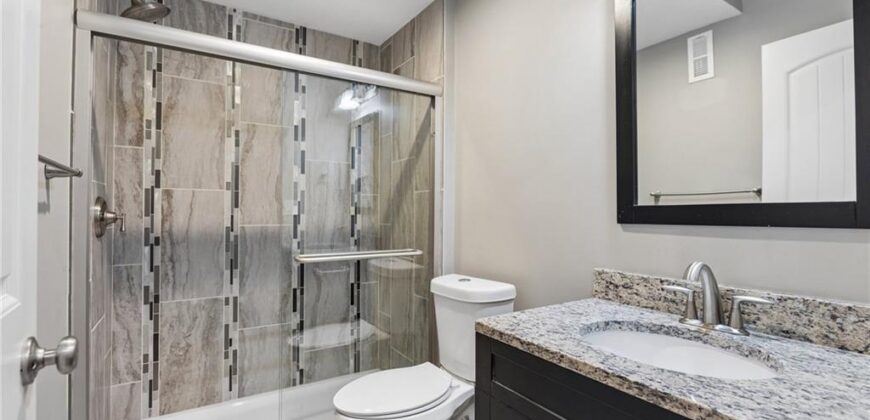 6717 NW 104th Terrace, Kansas City, MO 64154