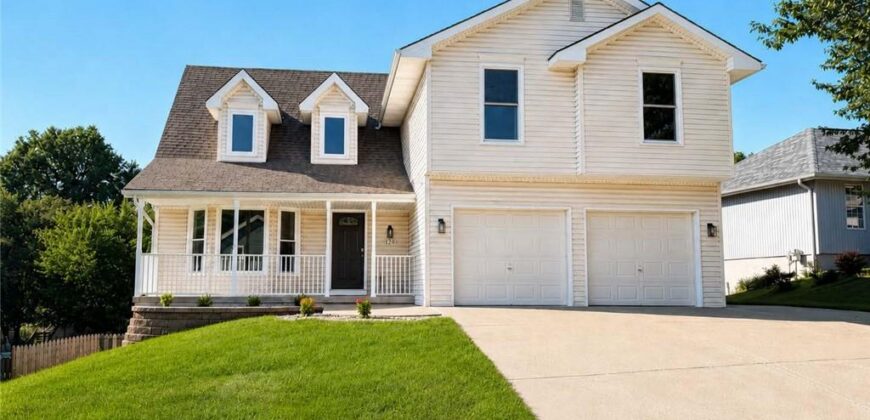 724 N Plum Rose Drive, Liberty, MO 64068