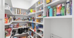14622 Thousand Oaks Place Place, Parkville, MO 64152