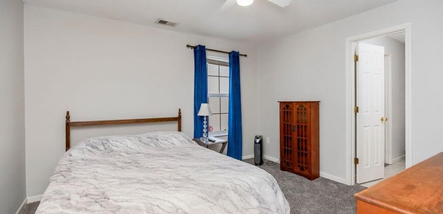 2305 NE 68th Street, Gladstone, MO 64118