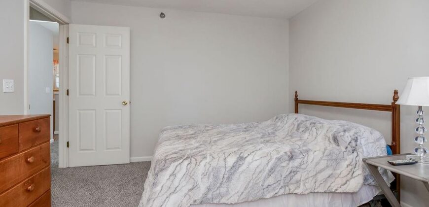 2305 NE 68th Street, Gladstone, MO 64118