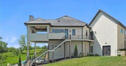 7390 N National Drive, Parkville, MO 64152