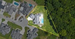 7390 N National Drive, Parkville, MO 64152