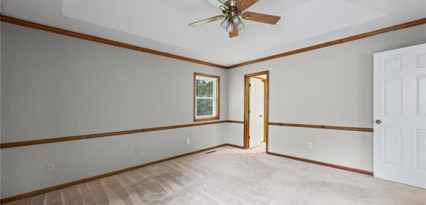 6215 NW 65th Street, Kansas City, MO 64151