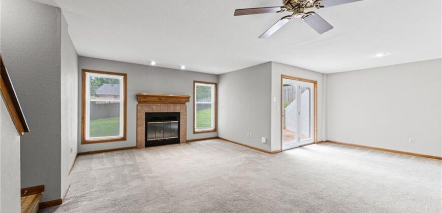 6215 NW 65th Street, Kansas City, MO 64151