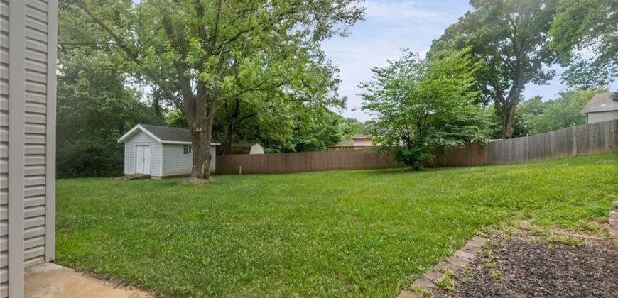 6215 NW 65th Street, Kansas City, MO 64151
