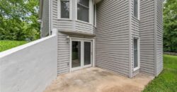 6215 NW 65th Street, Kansas City, MO 64151