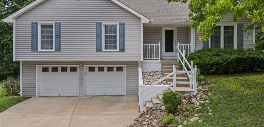 6215 NW 65th Street, Kansas City, MO 64151