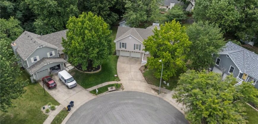 6215 NW 65th Street, Kansas City, MO 64151