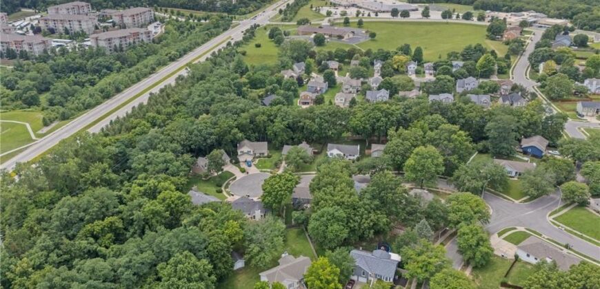 6215 NW 65th Street, Kansas City, MO 64151