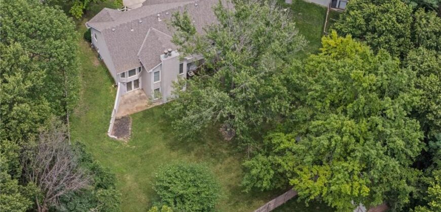 6215 NW 65th Street, Kansas City, MO 64151
