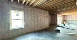 8211 NW 90TH Terrace, Kansas City, MO 64153