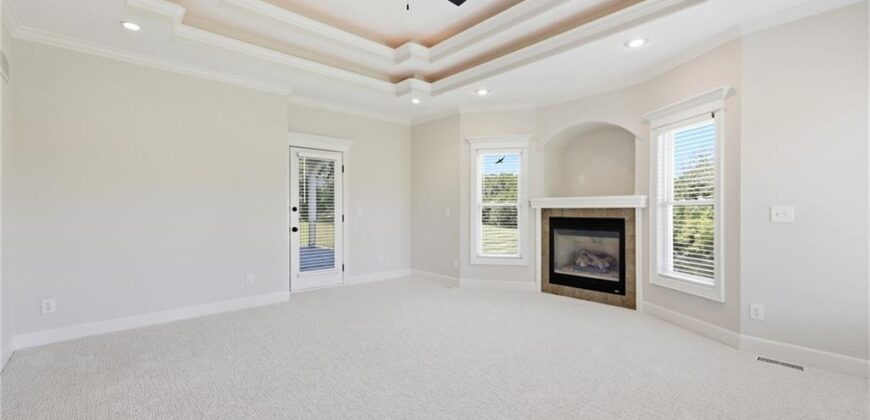 15614 Quail Ridge Drive, Smithville, MO 64089
