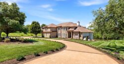 15614 Quail Ridge Drive, Smithville, MO 64089