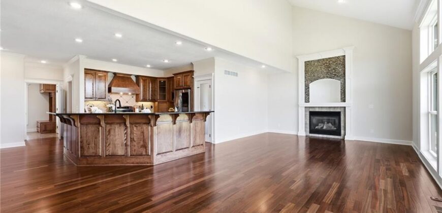 15614 Quail Ridge Drive, Smithville, MO 64089