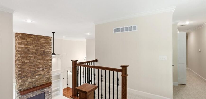 15614 Quail Ridge Drive, Smithville, MO 64089