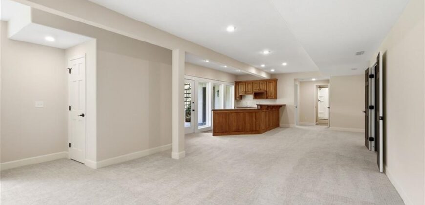 15614 Quail Ridge Drive, Smithville, MO 64089