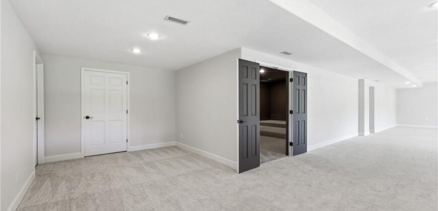 15614 Quail Ridge Drive, Smithville, MO 64089