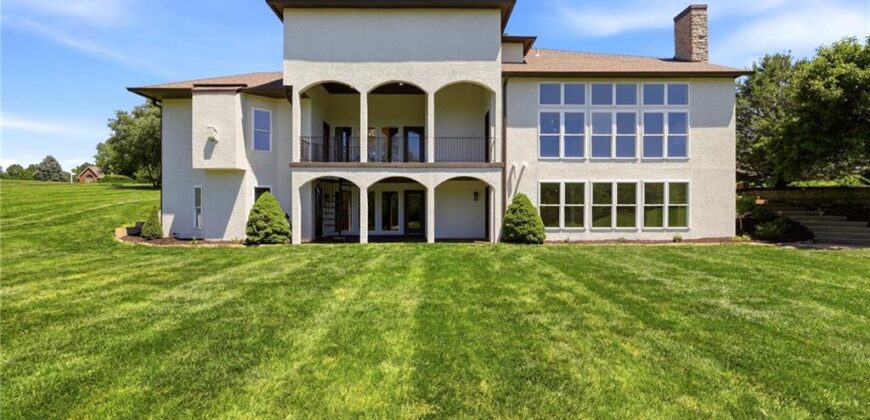 15614 Quail Ridge Drive, Smithville, MO 64089