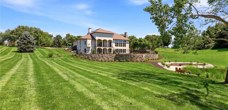 15614 Quail Ridge Drive, Smithville, MO 64089
