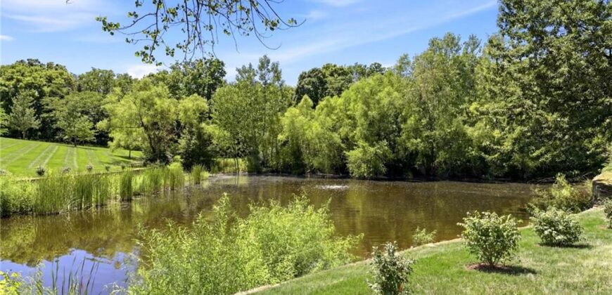 15614 Quail Ridge Drive, Smithville, MO 64089