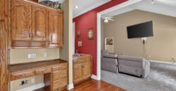 10402 NW River Hills Drive, Parkville, MO 64152
