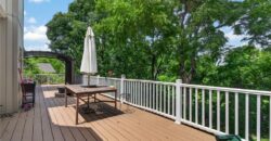 10402 NW River Hills Drive, Parkville, MO 64152