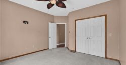 10402 NW River Hills Drive, Parkville, MO 64152