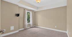 10402 NW River Hills Drive, Parkville, MO 64152