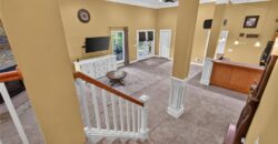 10402 NW River Hills Drive, Parkville, MO 64152