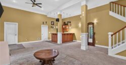 10402 NW River Hills Drive, Parkville, MO 64152