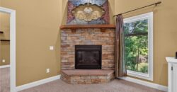 10402 NW River Hills Drive, Parkville, MO 64152