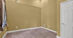 10402 NW River Hills Drive, Parkville, MO 64152