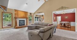 10402 NW River Hills Drive, Parkville, MO 64152