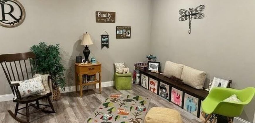 7430 Chambers Court, Kansas City, MO 64152